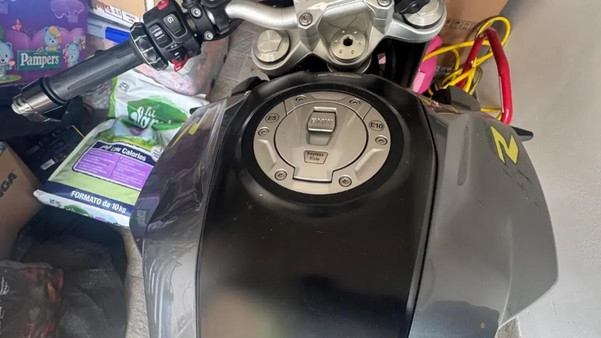 Bmw F 900 R (2021 - 24)  (4)