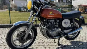 Honda   (2)