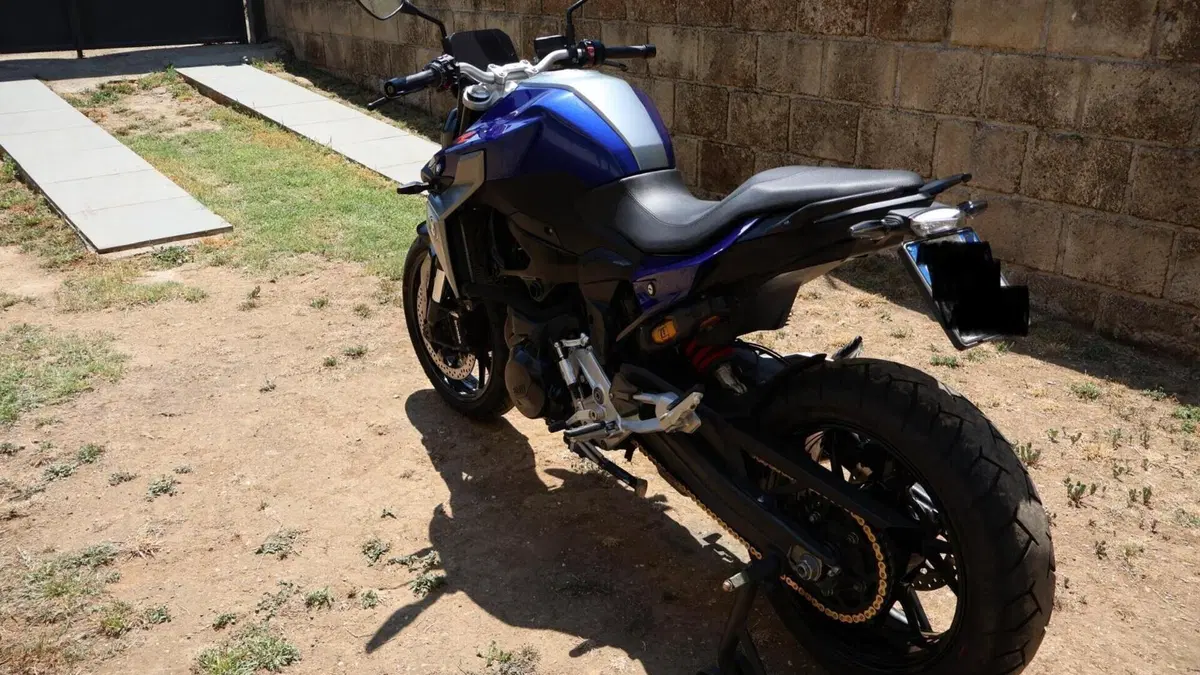 Bmw F 900 R (2021 - 24)  (6)