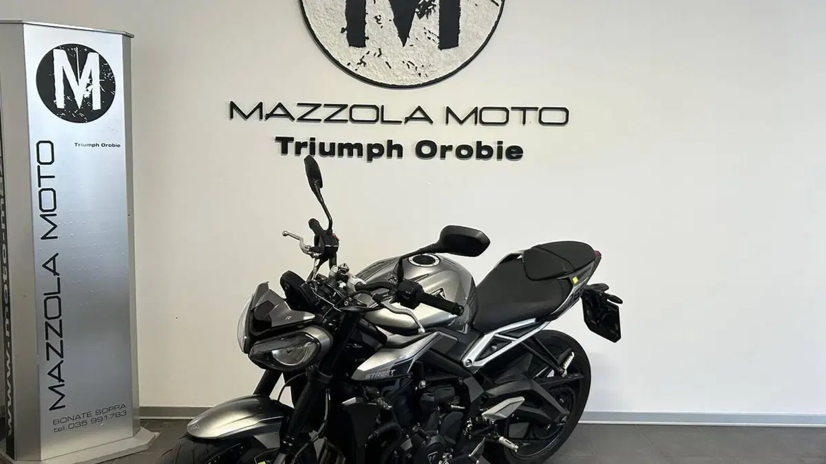 Triumph Street Triple 765 R (2023 - 26)  (4)