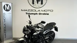 Triumph Street Triple 765 R (2023 - 26)  (4)