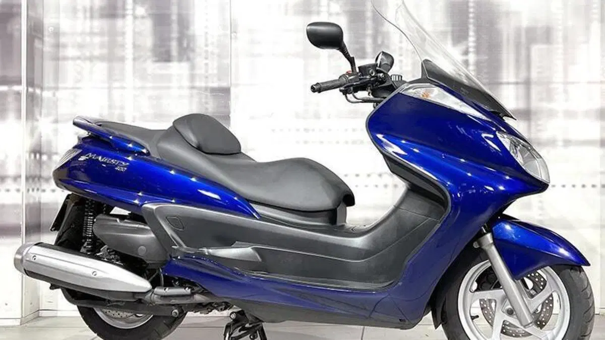 Yamaha Majesty 400 (2004 - 08) 