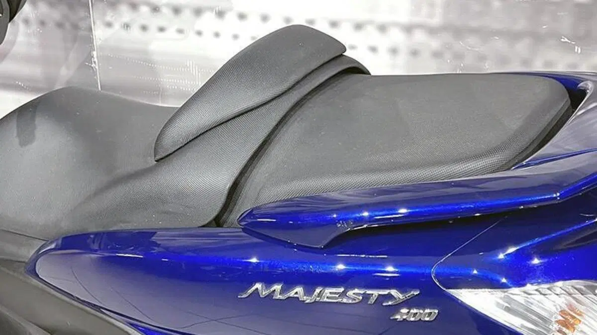 Yamaha Majesty 400 (2004 - 08)  (4)