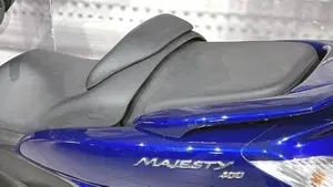 Yamaha Majesty 400 (2004 - 08)  (4)