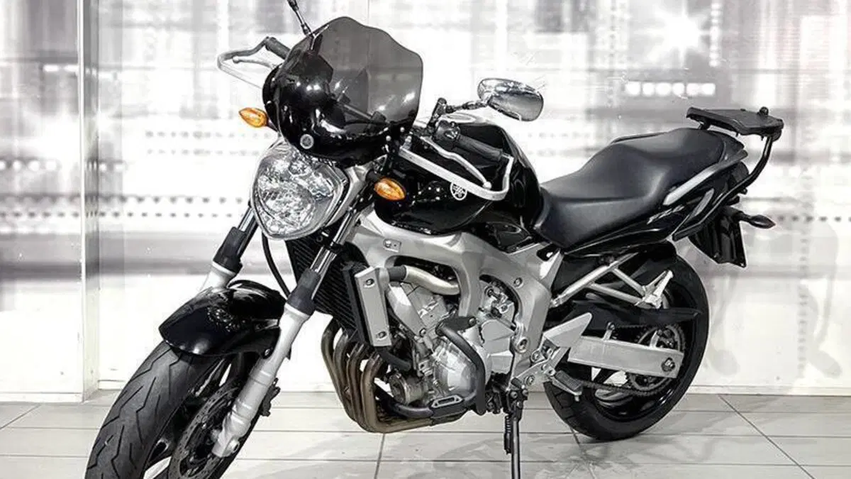 Yamaha FZ6 (2004 - 07)  (7)