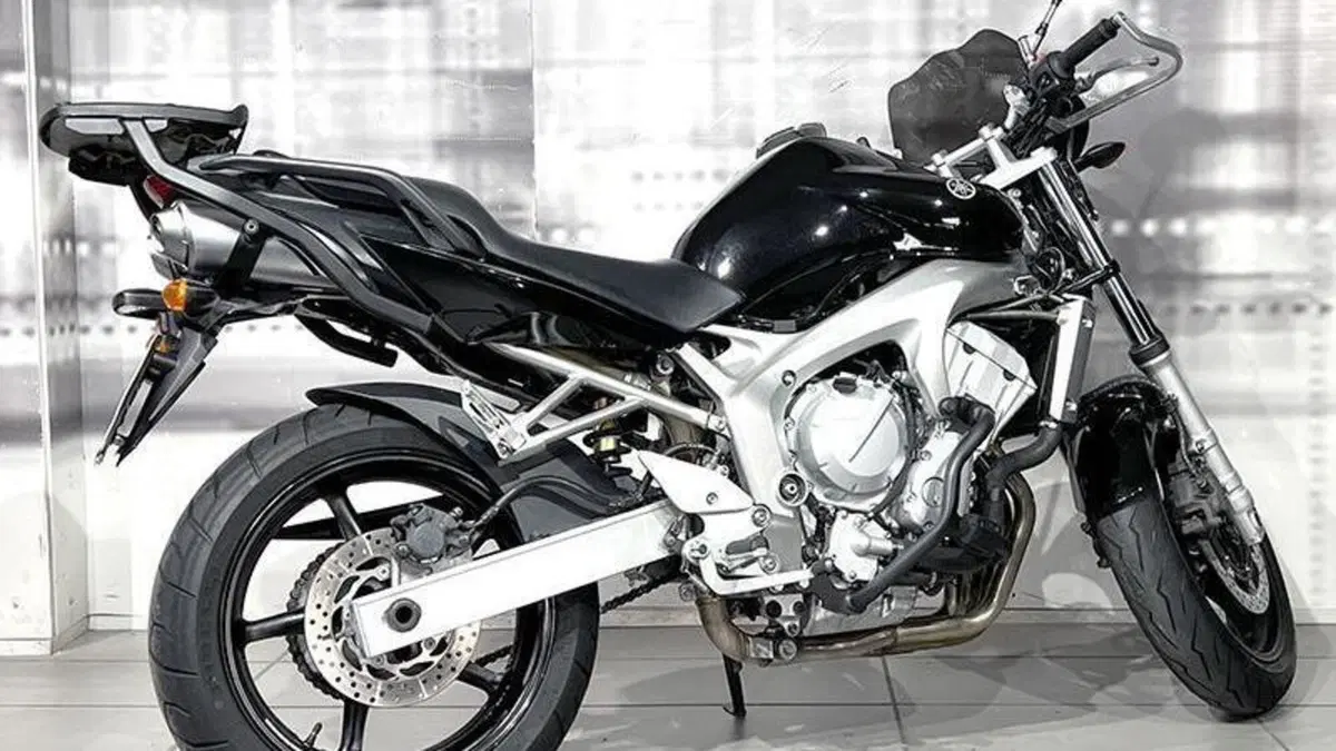 Yamaha FZ6 (2004 - 07)  (8)