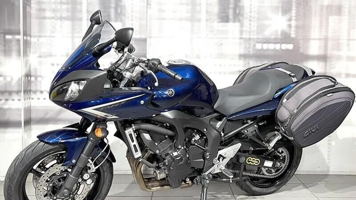 Yamaha FZ6 S2 (2007 - 11)  (7)