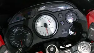 Honda VFR 750 F (1994 - 97)  (6)
