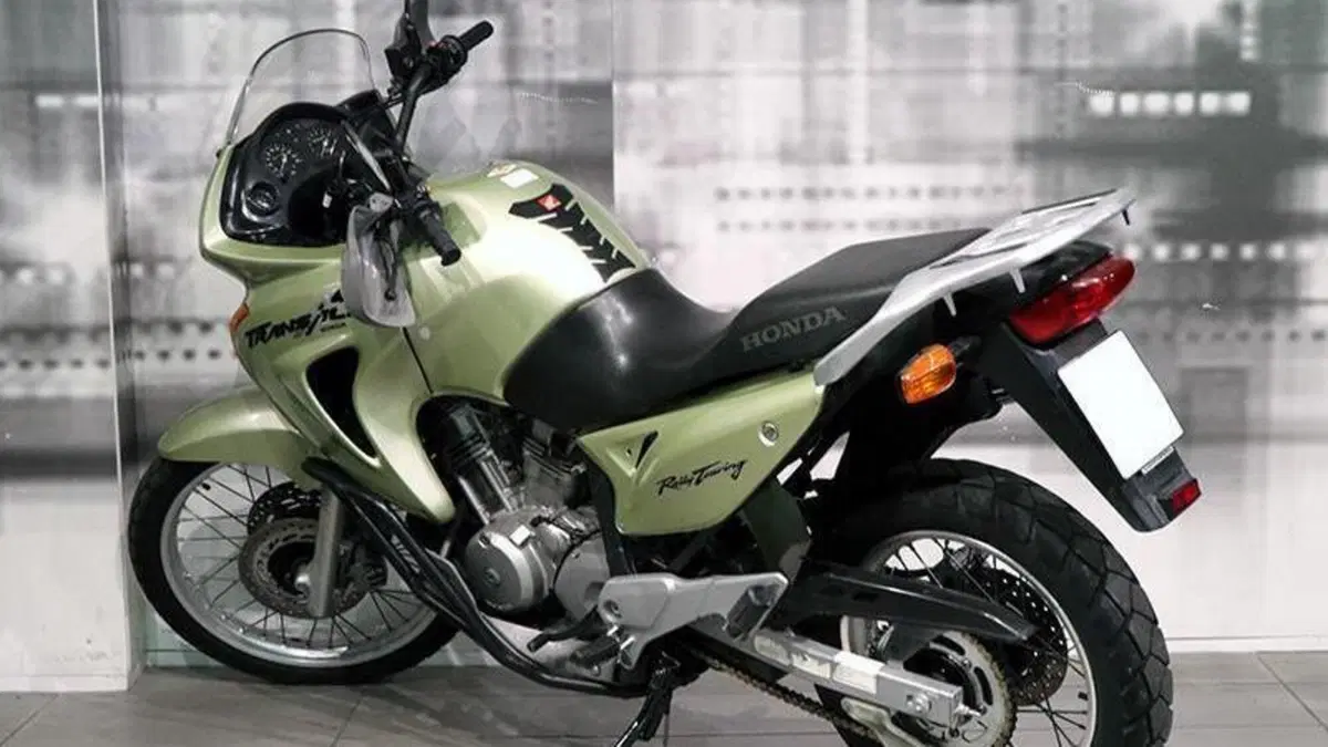 Honda Transalp XL 650V (2000 - 04)  (2)