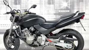 Honda Hornet 600 (1998 - 00)  (2)