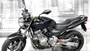 Honda Hornet 600 (1998 - 00)  (7)