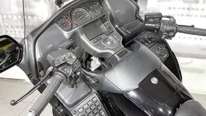 Honda GL 1800 Gold Wing (2007 - 11)  (6)