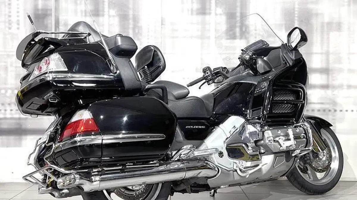 Honda GL 1800 Gold Wing (2007 - 11)  (8)