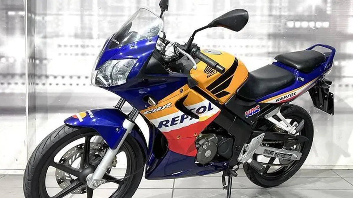 Honda CBR 125 R (2007 - 17)  (6)