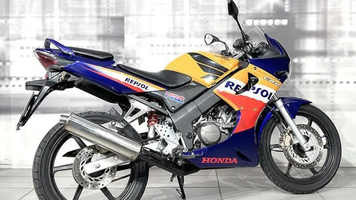 Honda CBR 125 R (2007 - 17)  (7)