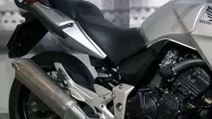 Honda CBF 600 (2004 - 06)  (4)