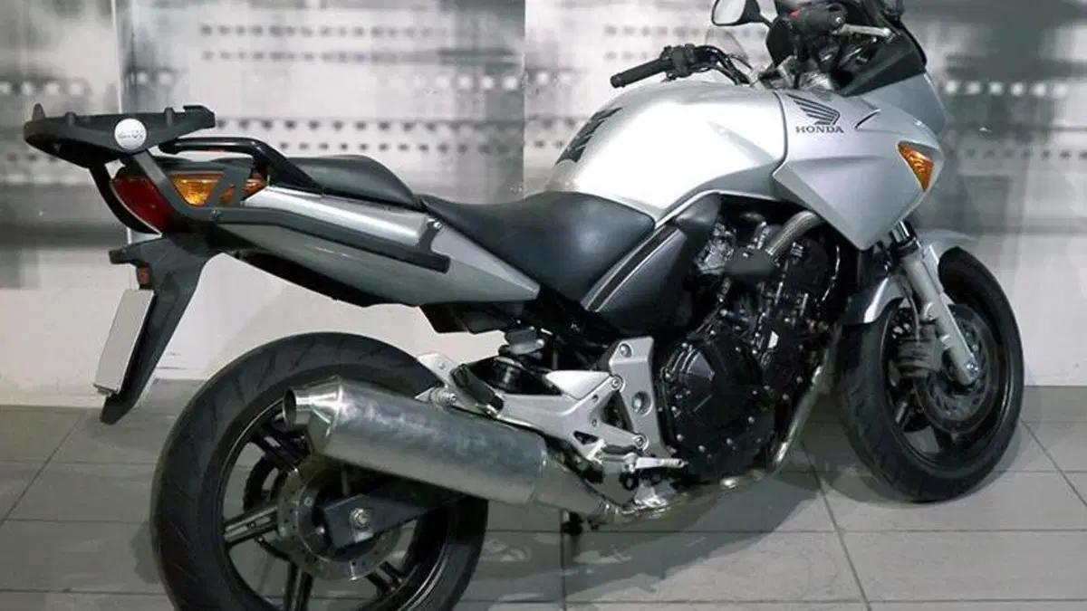 Honda CBF 600 (2004 - 06)  (7)