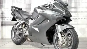 Honda VFR 800 (2006 - 13) 