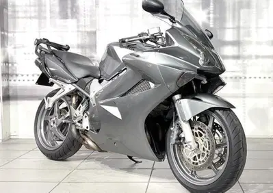 Honda VFR 800 (2006 - 13) - Annuncio 9807447