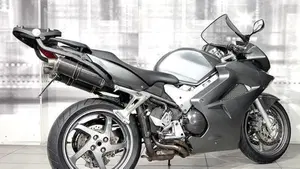 Honda VFR 800 (2006 - 13)  (7)