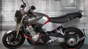 Honda Hornet 900  (2)