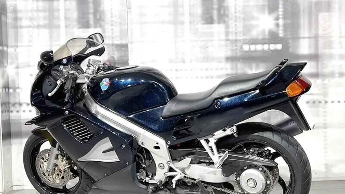 Honda VFR 750 F (1994 - 97)  (2)
