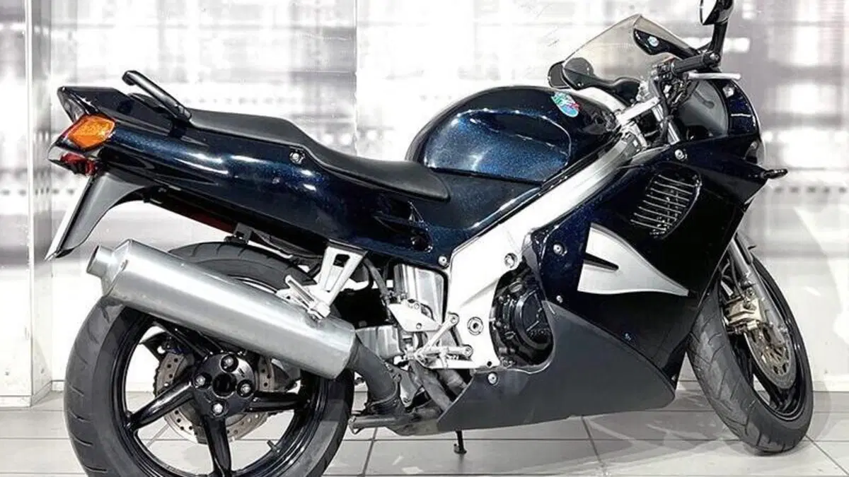Honda VFR 750 F (1994 - 97)  (7)