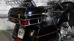 Honda GL 1200 Gold wing  (4)