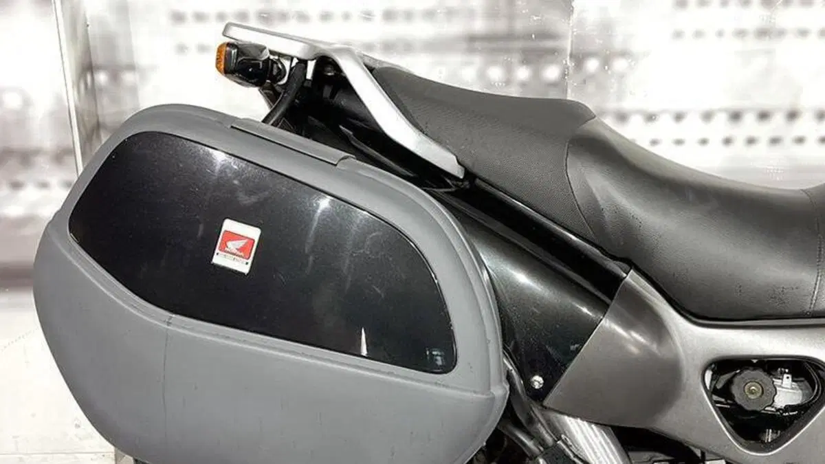 Honda Varadero 1000 (1999 - 02)  (3)