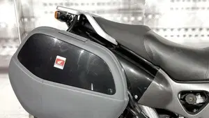 Honda Varadero 1000 (1999 - 02)  (3)