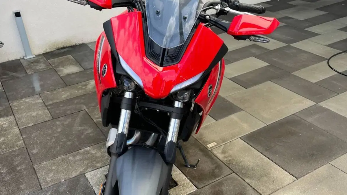 Yamaha Tracer 7 (2021 - 24)  (2)