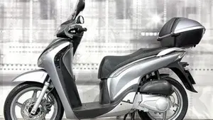 Honda SH 150i (2009 - 12)  (7)