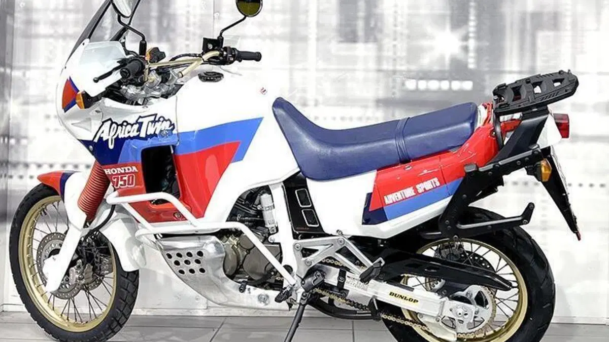 Honda Africa Twin NXR 750 (1990 - 91)  (2)