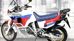 Honda Africa Twin NXR 750 (1990 - 91)  (2)
