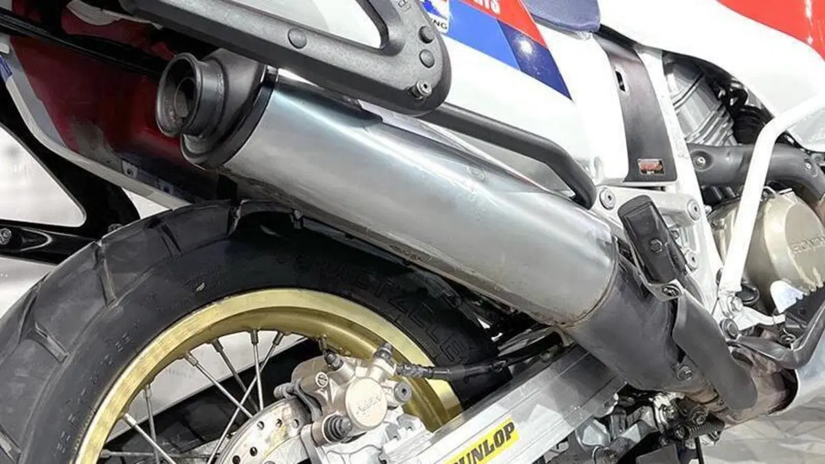Honda Africa Twin NXR 750 (1990 - 91)  (4)