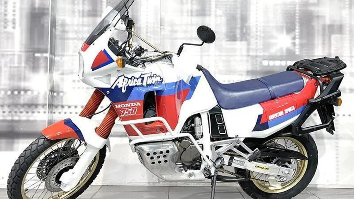 Honda Africa Twin NXR 750 (1990 - 91)  (7)
