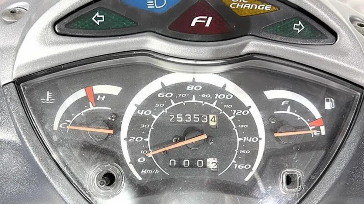 Honda SH 150i (2005 - 08)  (3)