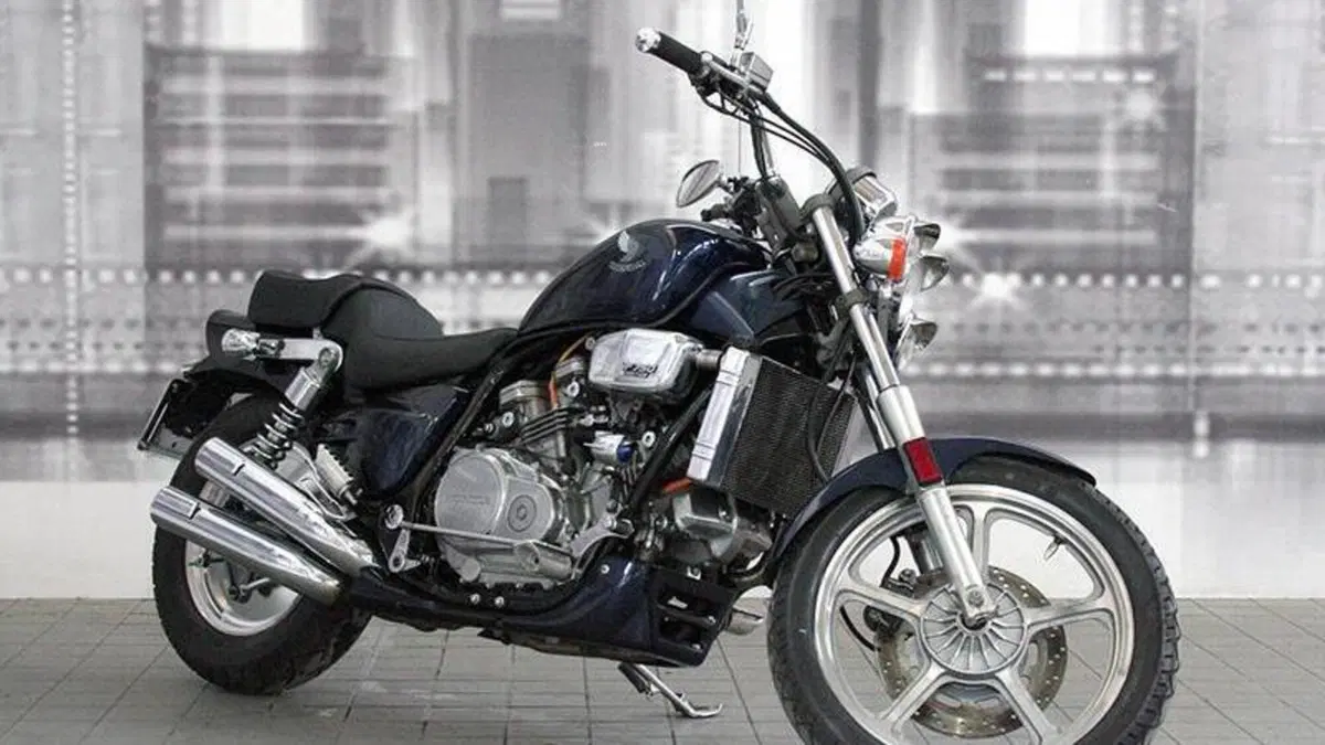 Honda VF 750 C (1985 - 01) 