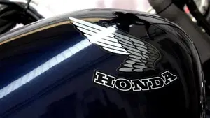 Honda VF 750 C (1985 - 01)  (3)