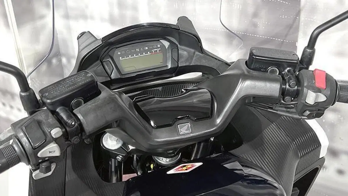 Honda Integra 750 DCT ABS (2014 - 15)  (6)