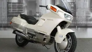 Honda PC 800 