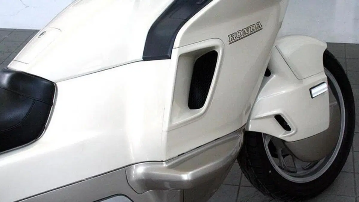 Honda PC 800  (3)