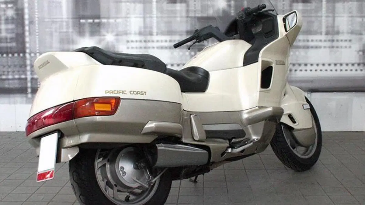 Honda PC 800  (7)