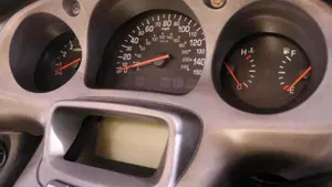 Honda GL 1800 Gold Wing (2000 - 05)  (6)