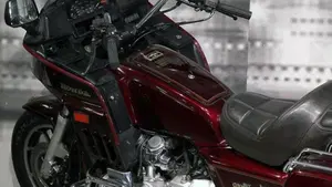 Honda GL 1200 Gold wing  (9)
