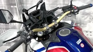 Honda Africa Twin CRF 1000L (2016 - 17)  (6)