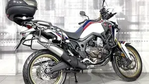 Honda Africa Twin CRF 1000L (2016 - 17)  (8)