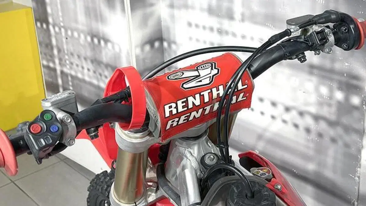 Honda CRF 450R (2020)  (5)