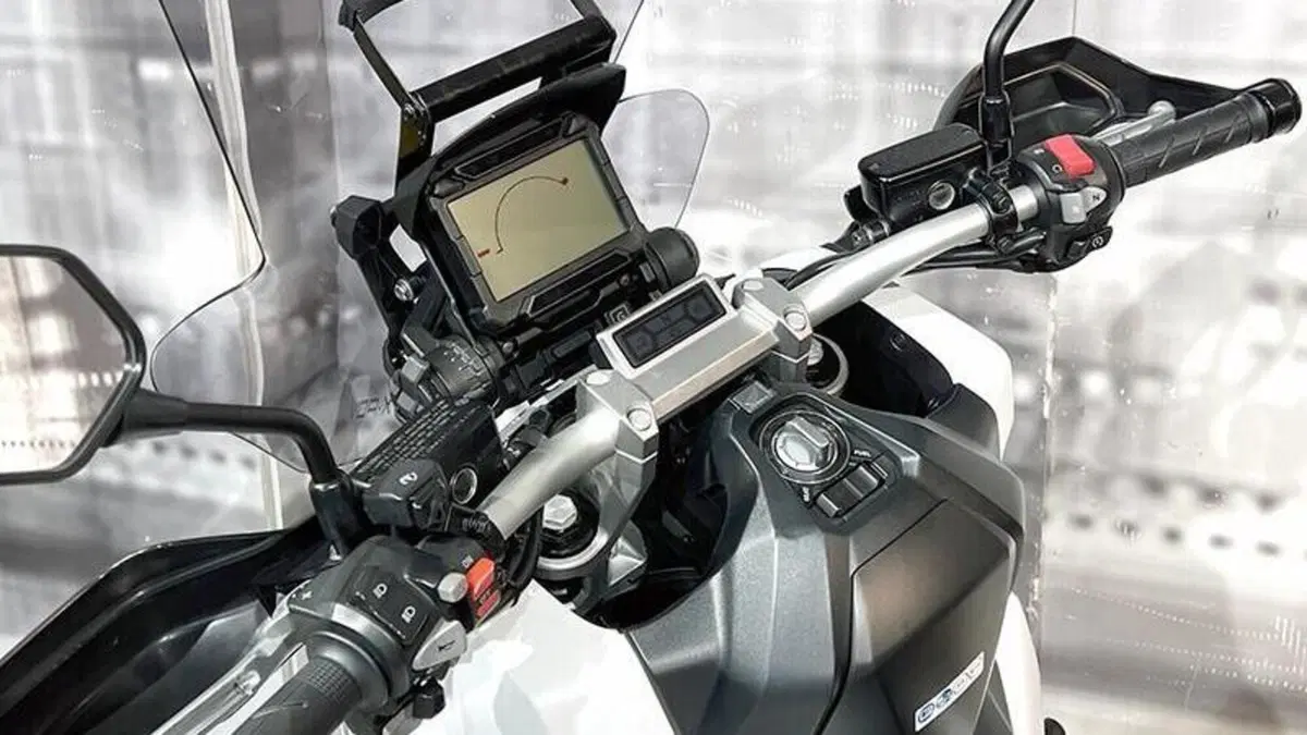 Honda X-ADV 750 (2018 - 20)  (6)