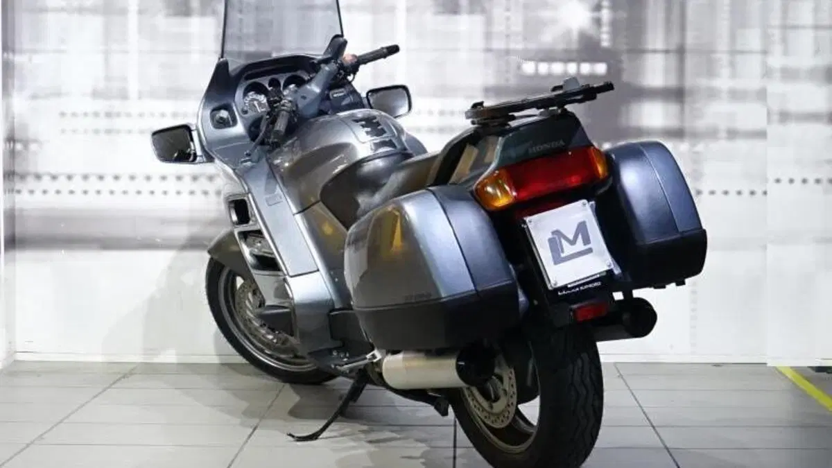 Honda ST 1100 (1990 - 97)  (2)